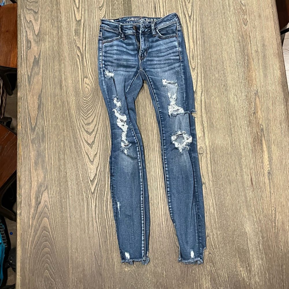 American Eagle Skinny Jeans NE(X)T Level Stretch Distressed Medium Wash Size 0